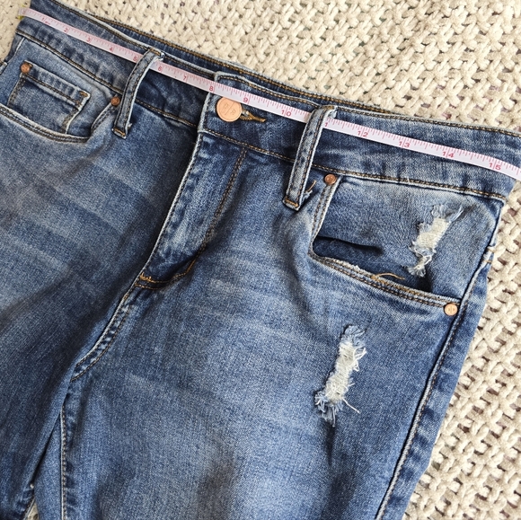 BP | Size 28 | Medium Wash Ripped Distressed Skinny Jeans - Picture 9 of 14